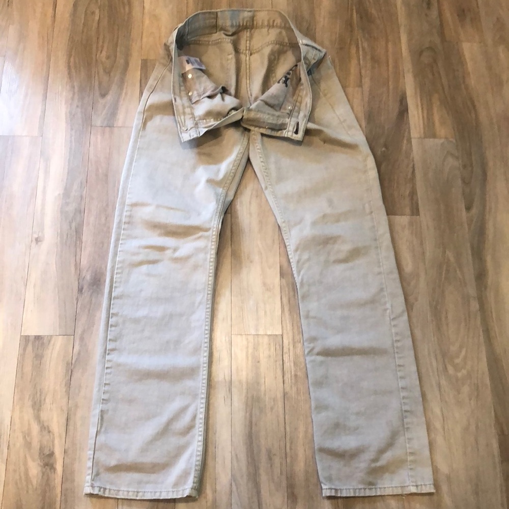Levi khaki jeans